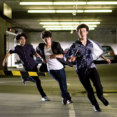 Jonas-Brothers_l